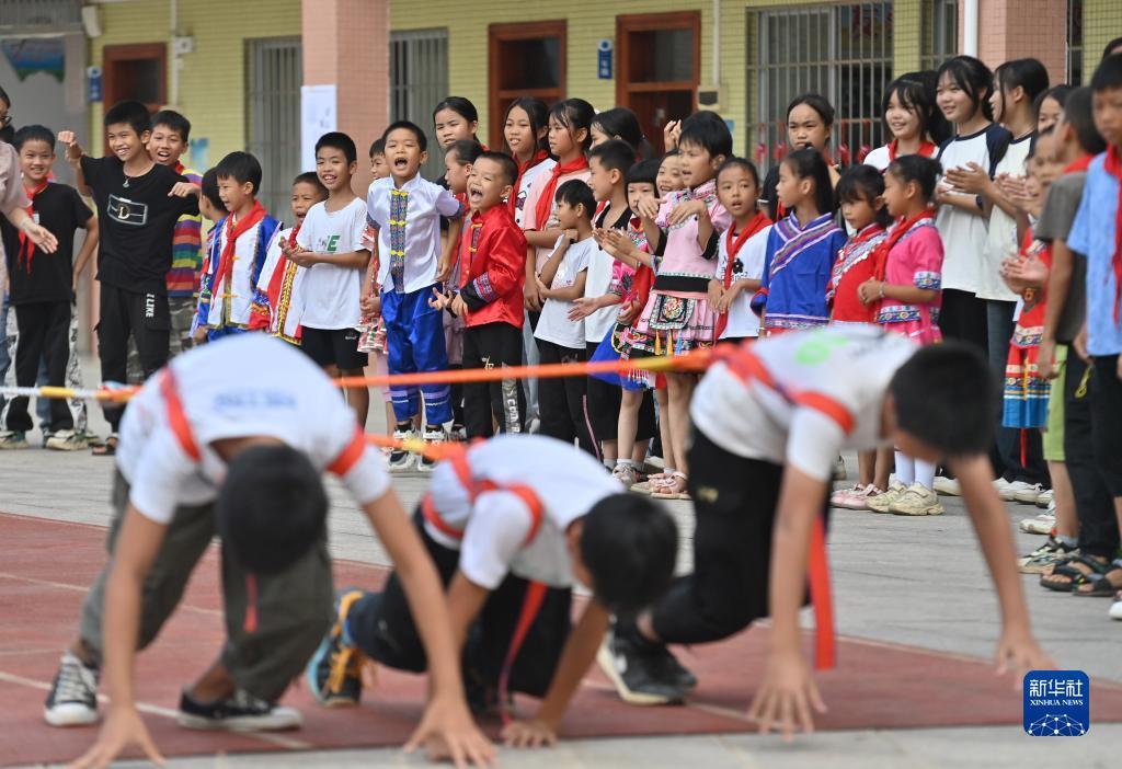 img/6fc12d2f96c564c39878a3bf2f6895eb.jpeg